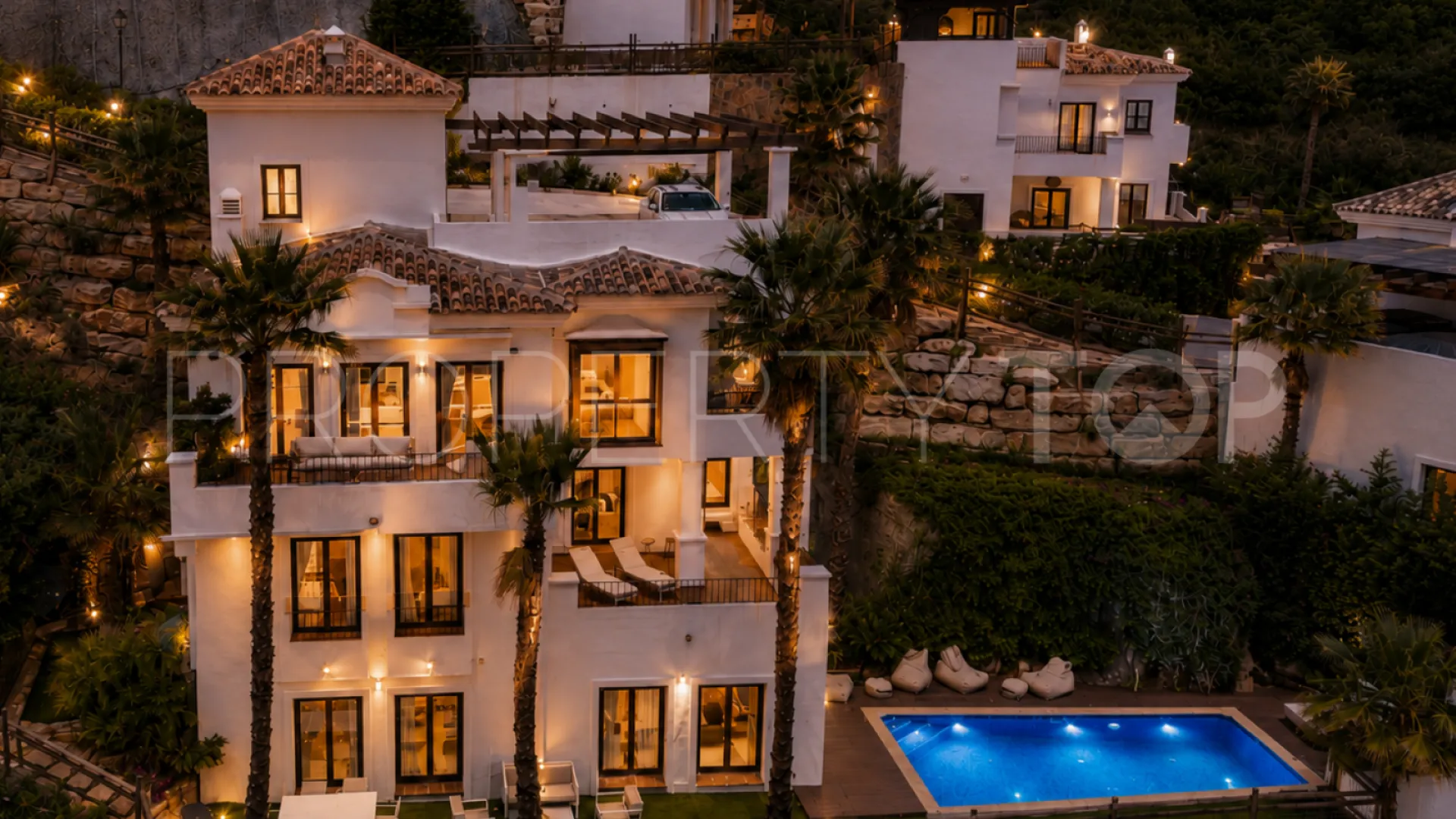 4 bedrooms house in Benahavis Hills Country Club for sale
