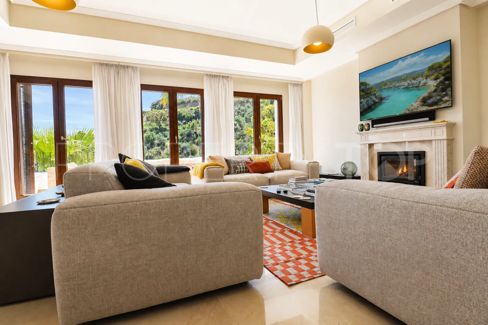 4 bedrooms house in Benahavis Hills Country Club for sale