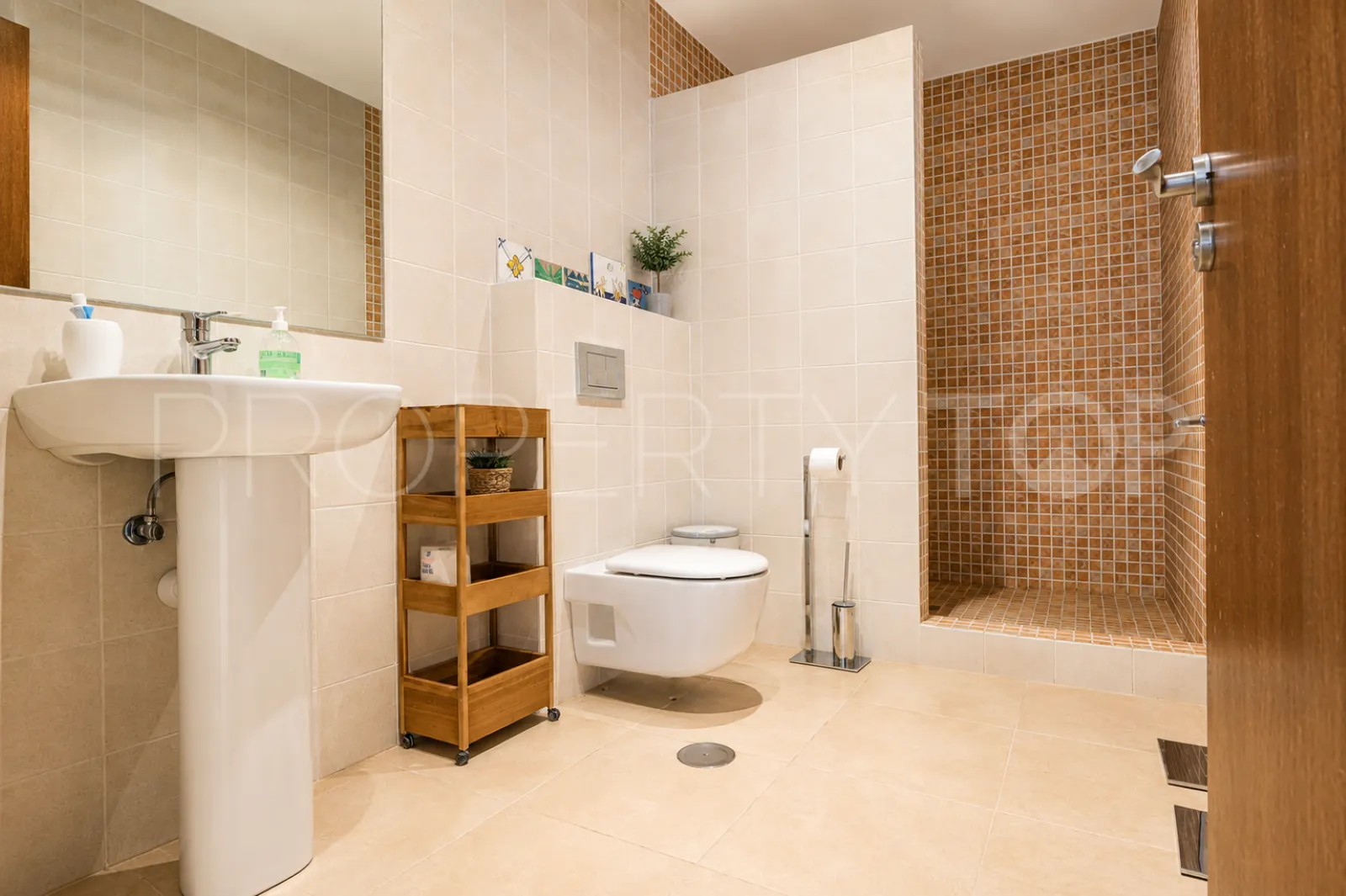 4 bedrooms house in Benahavis Hills Country Club for sale