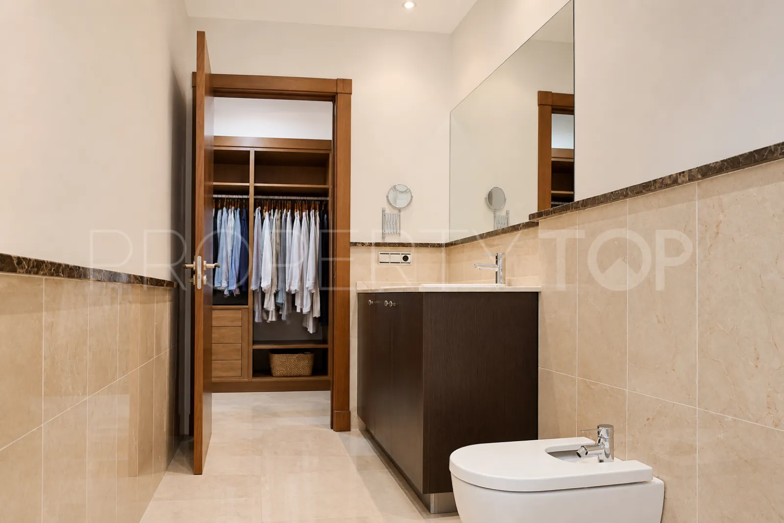 4 bedrooms house in Benahavis Hills Country Club for sale