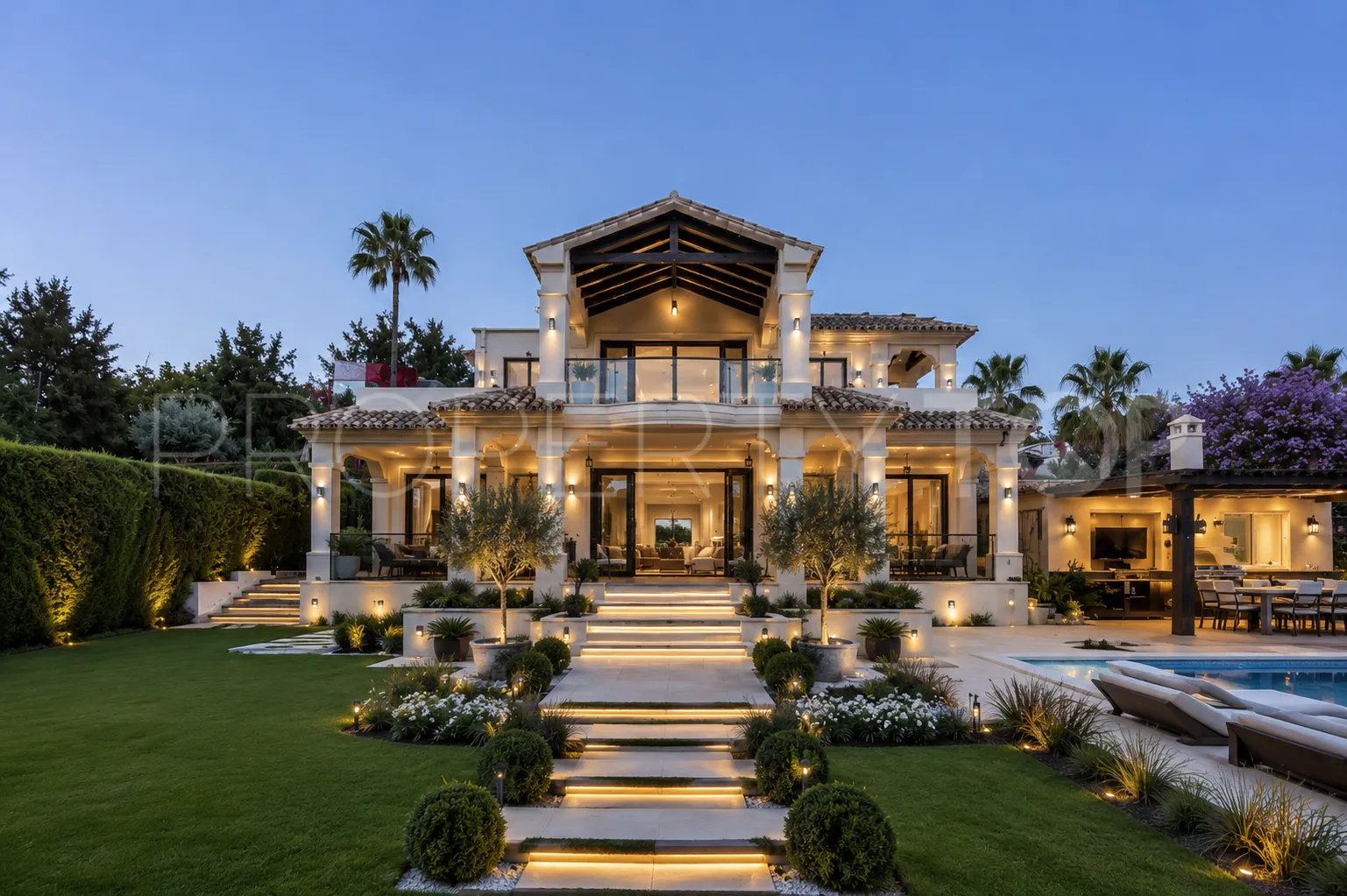 For sale villa with 5 bedrooms in La Quinta