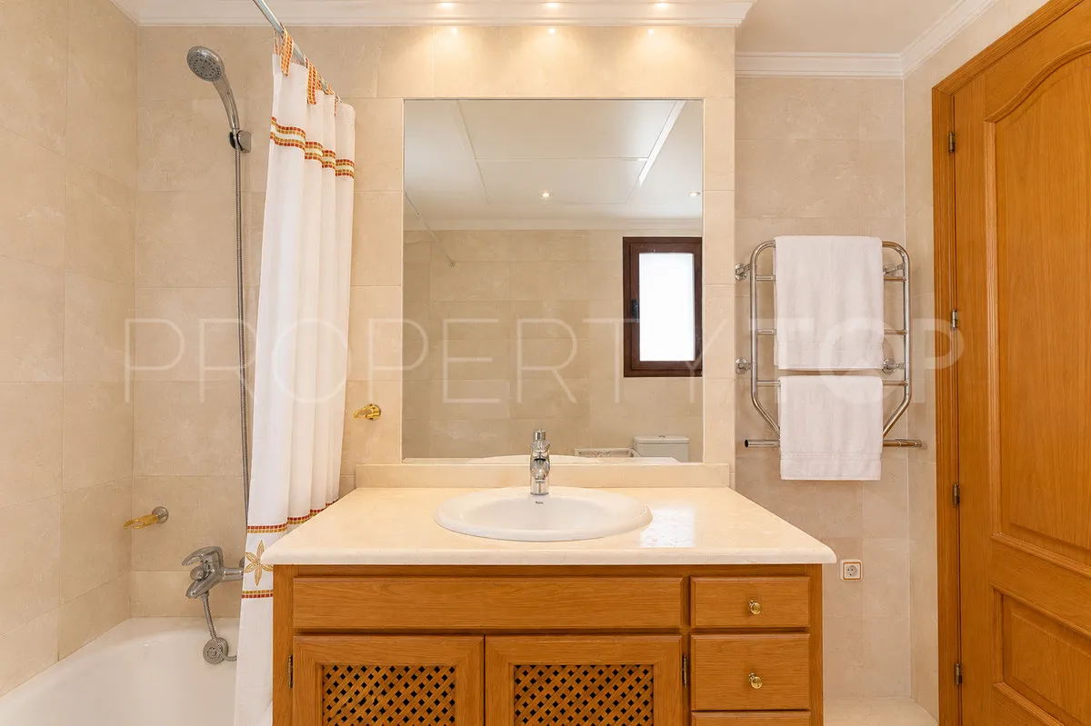 For sale villa with 5 bedrooms in La Quinta