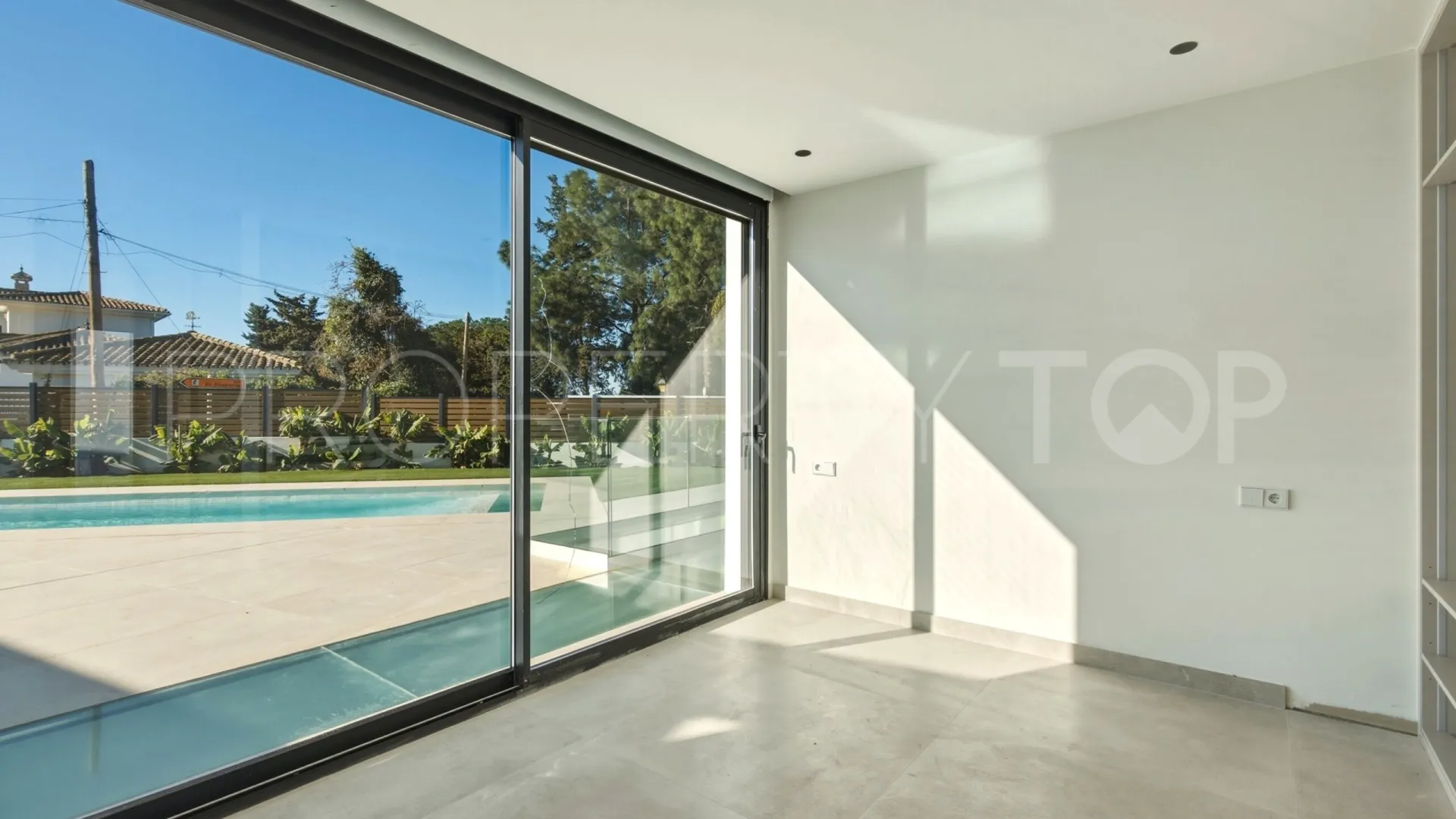 For sale villa in El Chaparral with 5 bedrooms