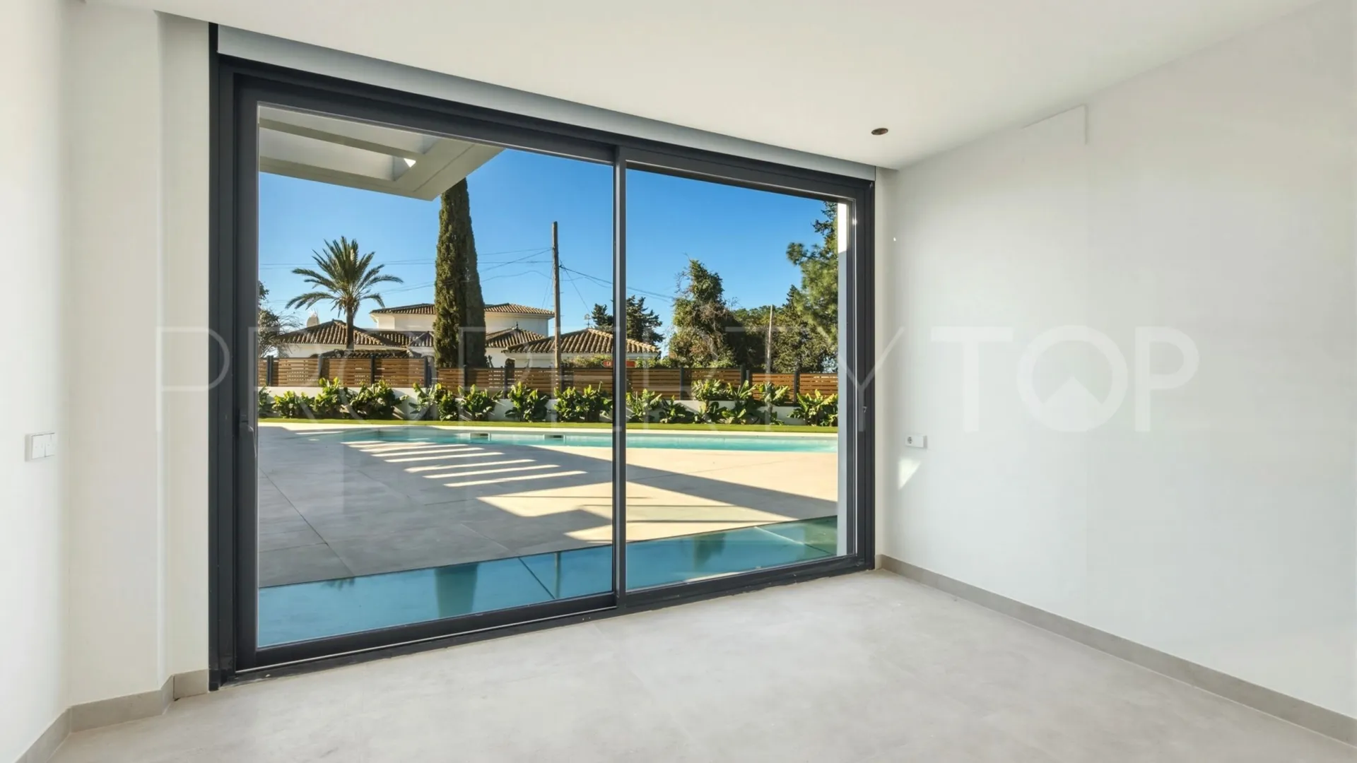 For sale villa in El Chaparral with 5 bedrooms