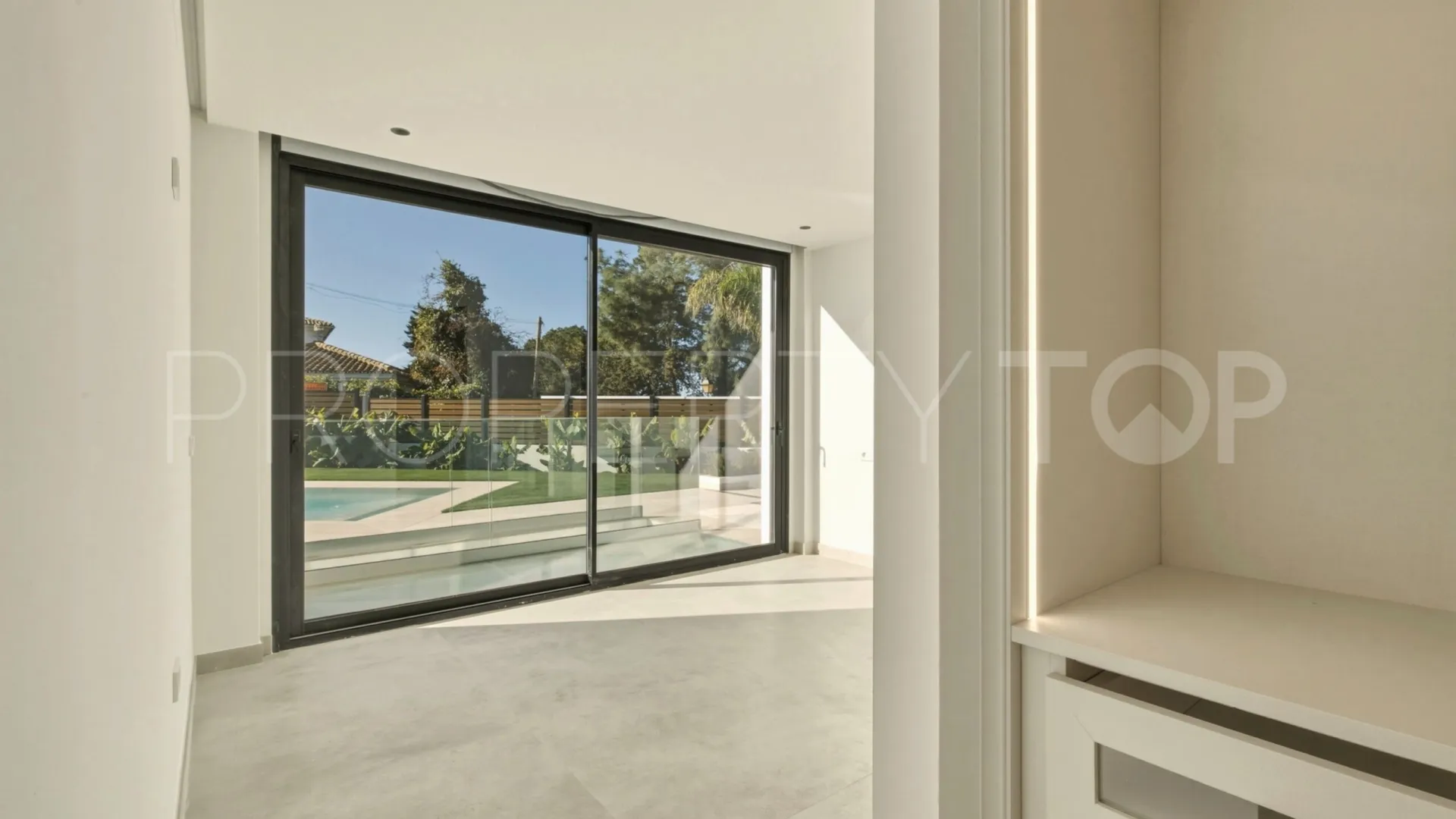 For sale villa in El Chaparral with 5 bedrooms