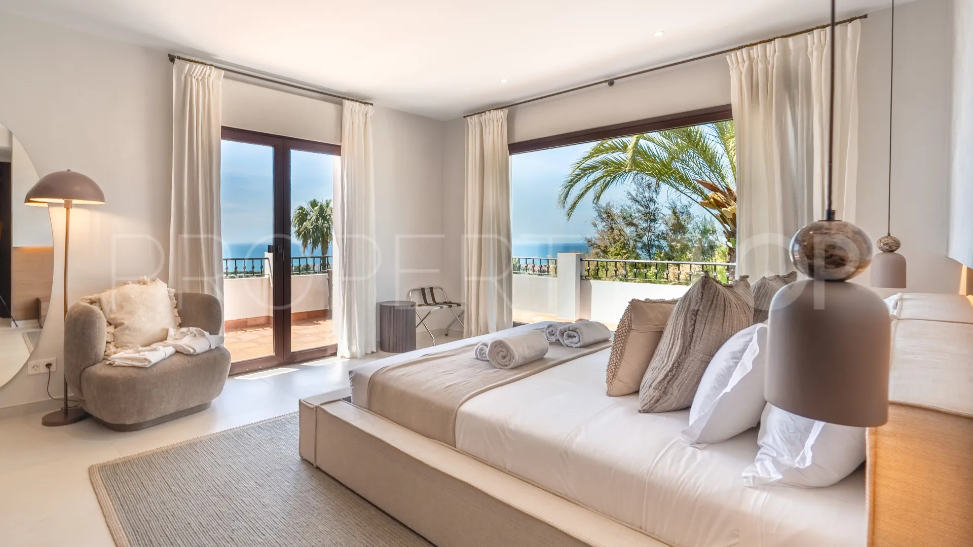 For sale 6 bedrooms villa in El Rosario