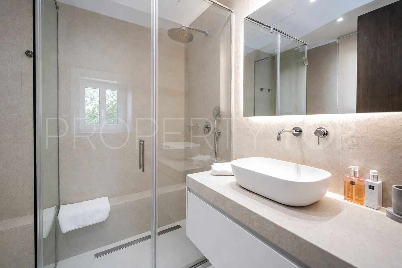 For sale 6 bedrooms villa in El Rosario