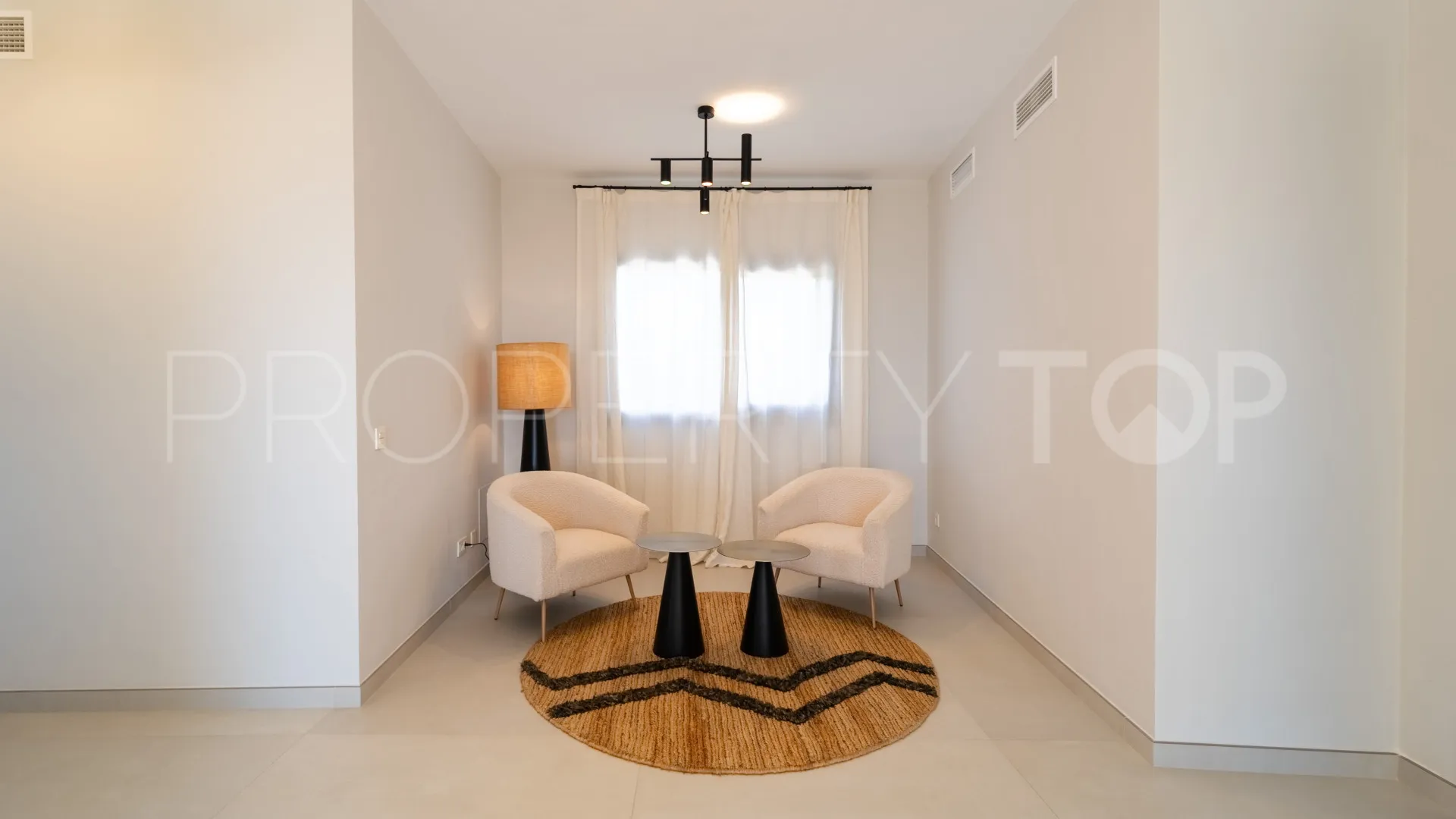 For sale 6 bedrooms villa in El Rosario
