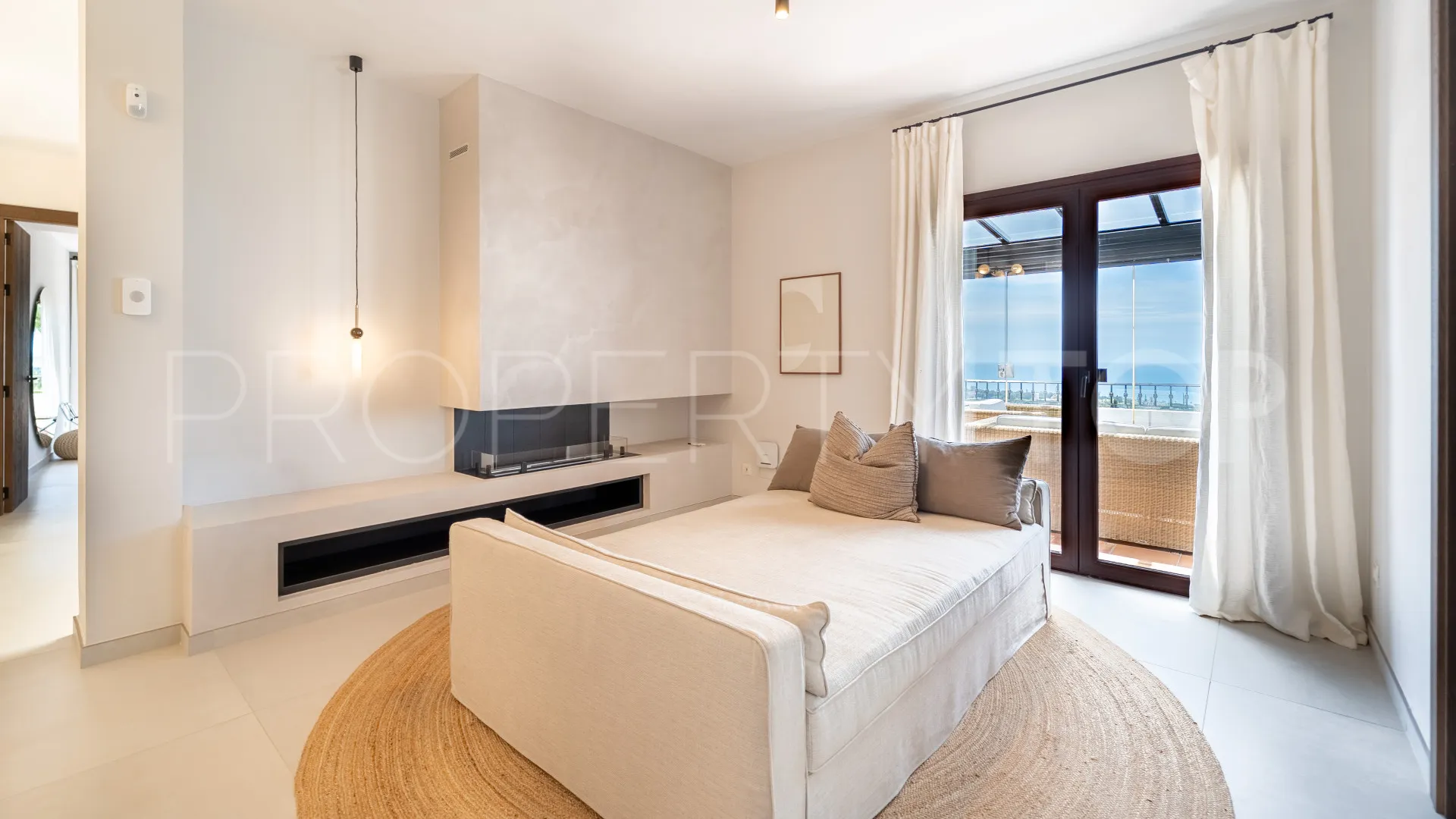 For sale 6 bedrooms villa in El Rosario