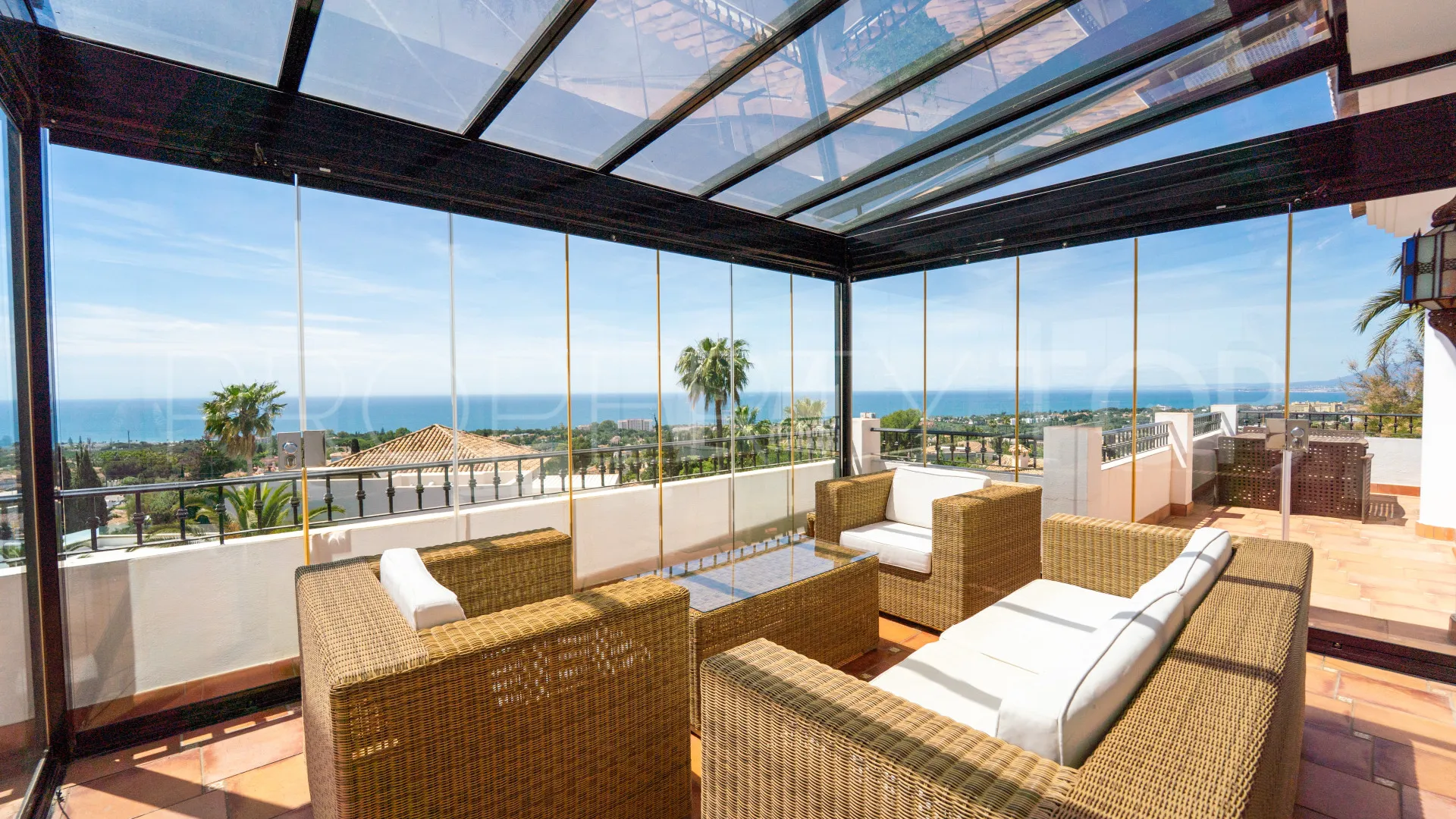 For sale 6 bedrooms villa in El Rosario
