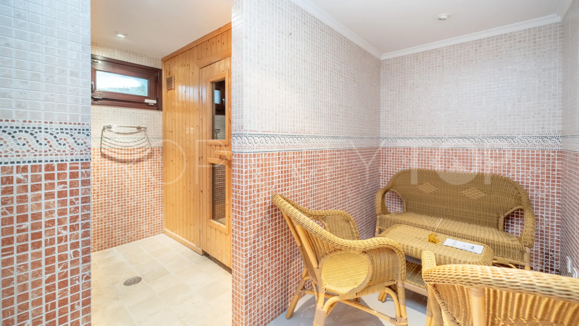 For sale 6 bedrooms villa in El Rosario