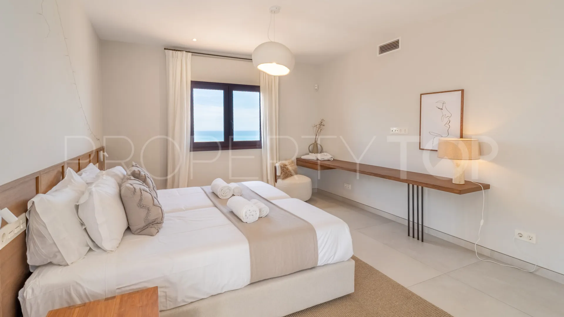 For sale 6 bedrooms villa in El Rosario