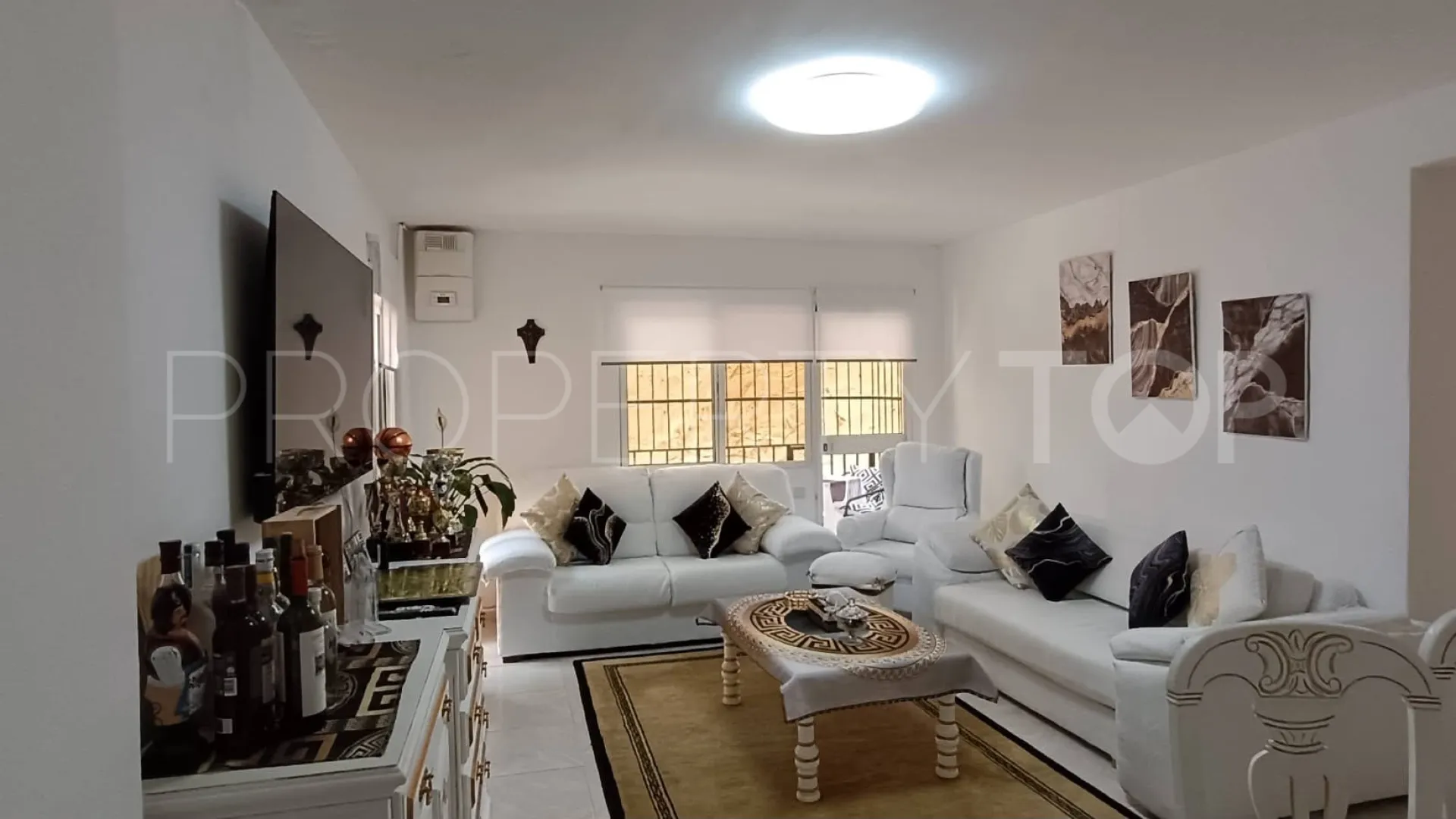 Ground floor apartment for sale in Marbella Centro