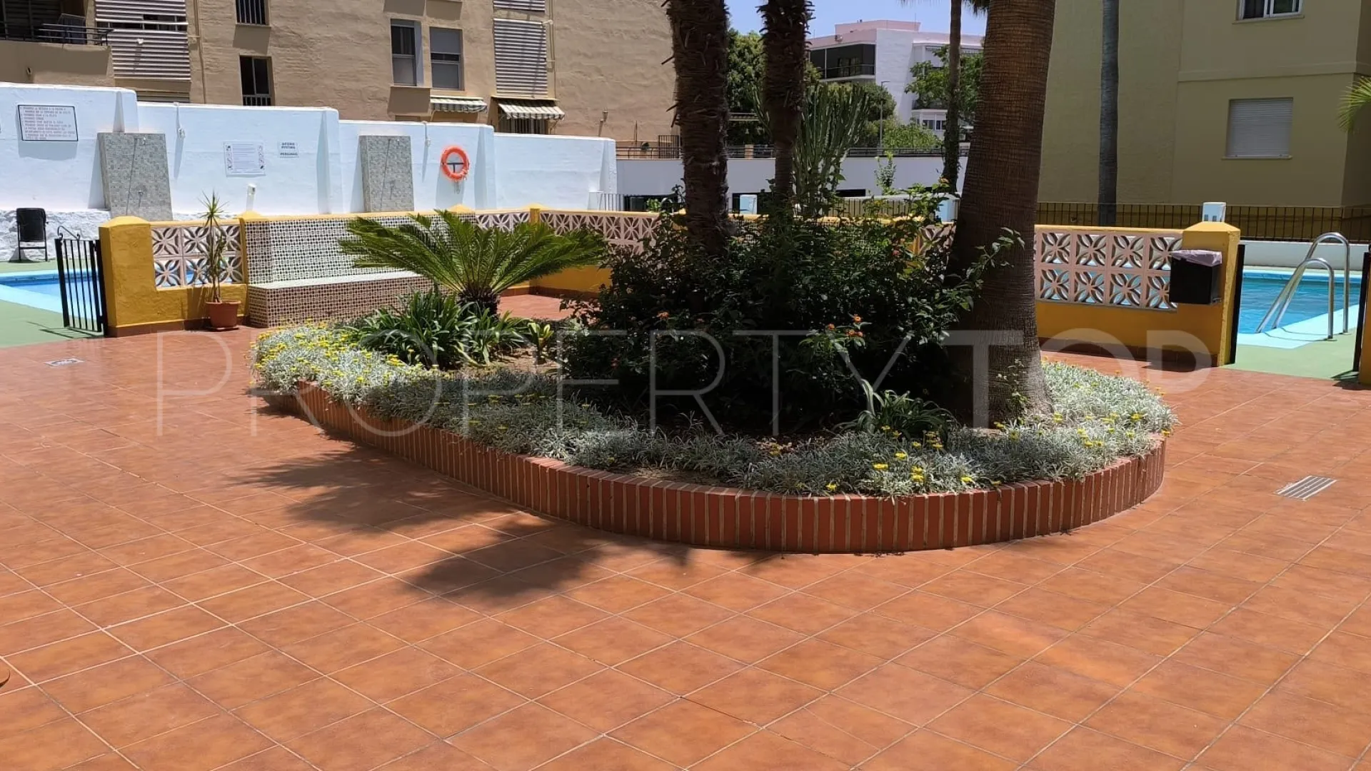 Ground floor apartment for sale in Marbella Centro