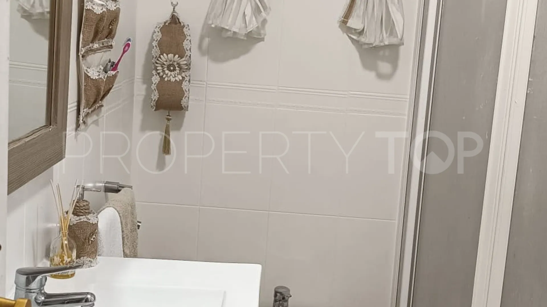 Ground floor apartment for sale in Marbella Centro