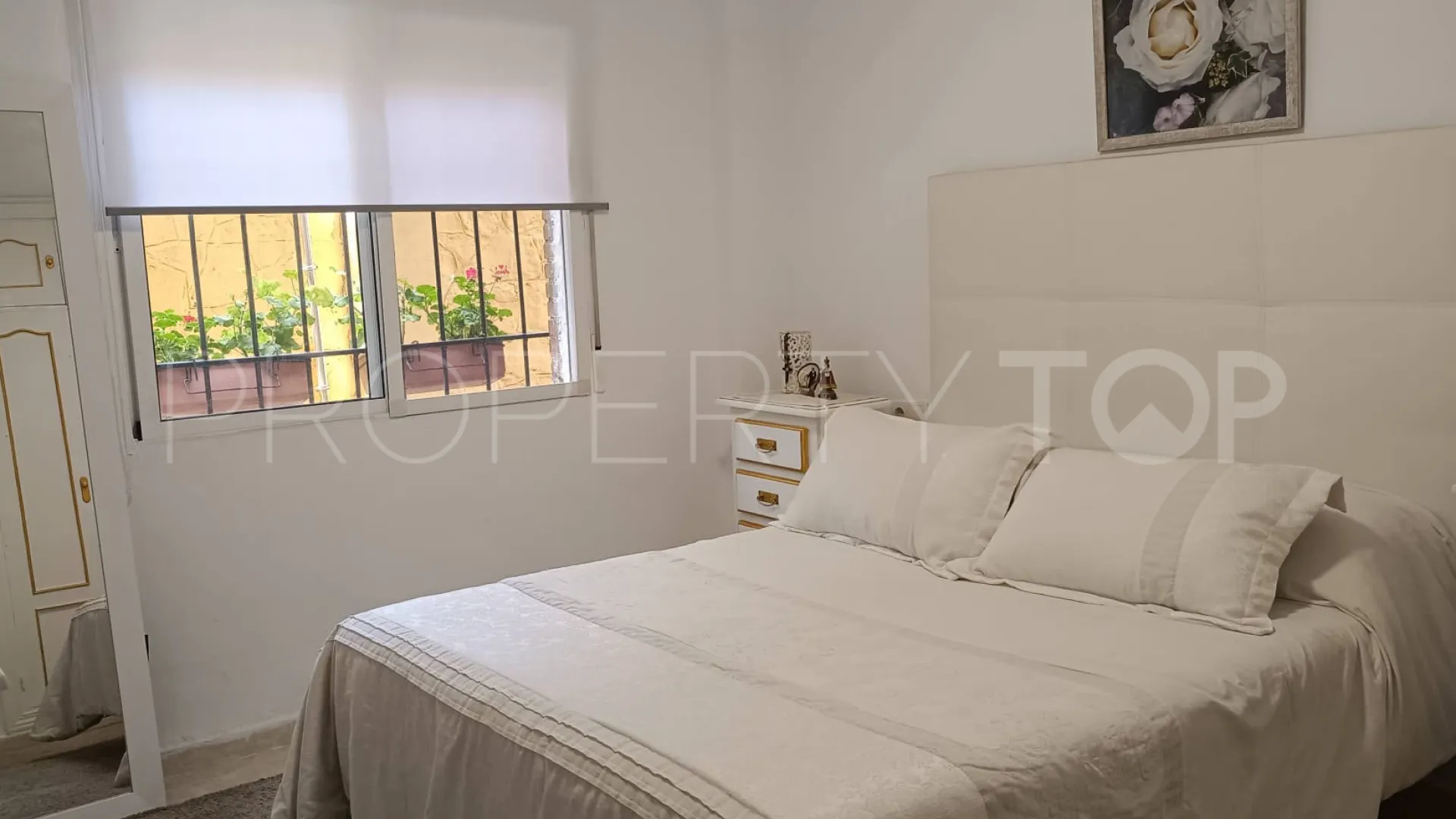 Ground floor apartment for sale in Marbella Centro