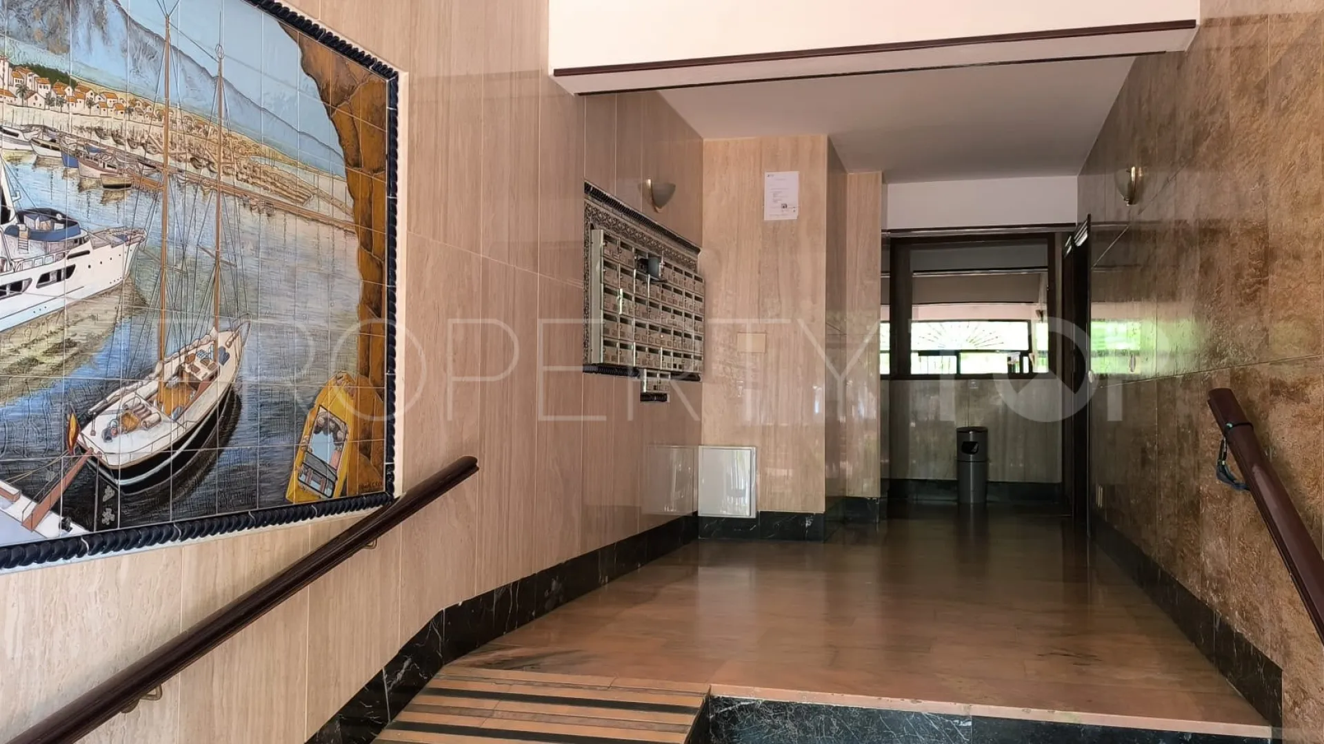 Ground floor apartment for sale in Marbella Centro