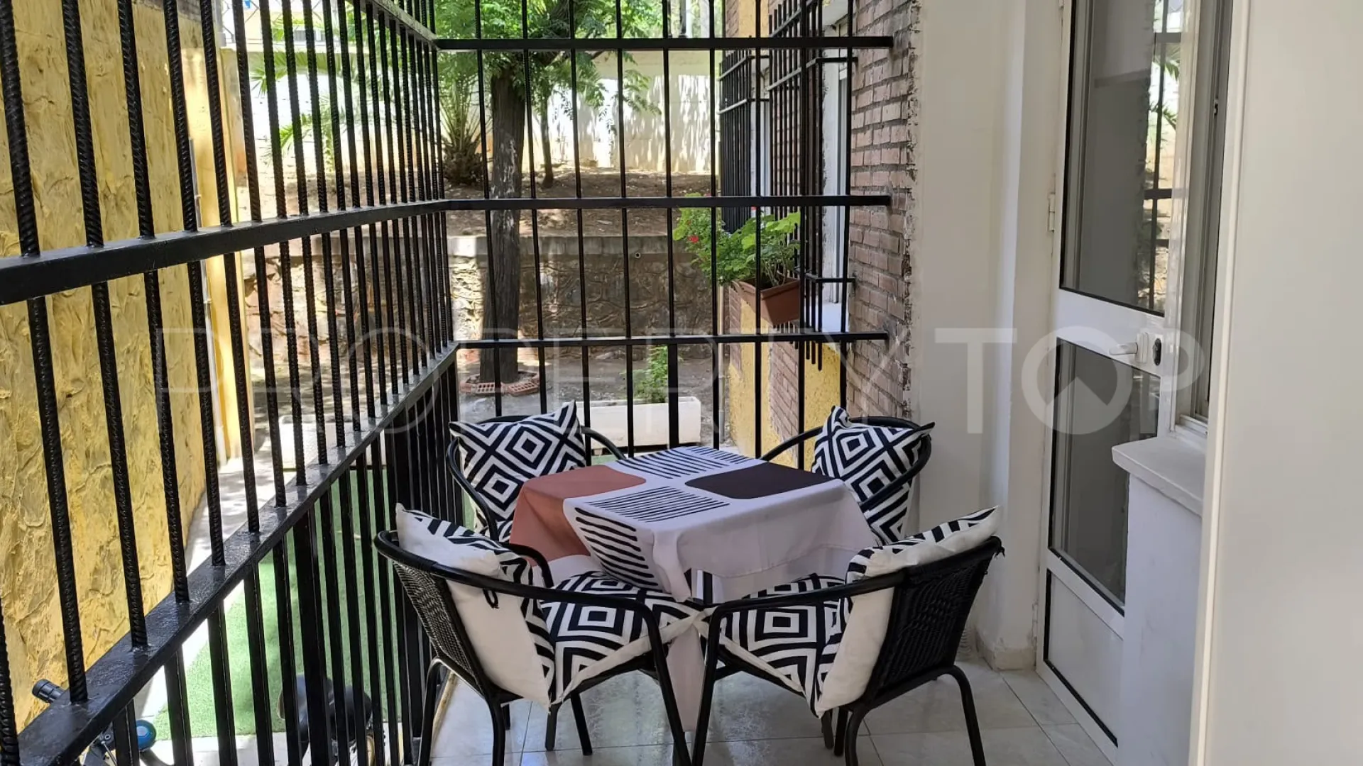 Ground floor apartment for sale in Marbella Centro