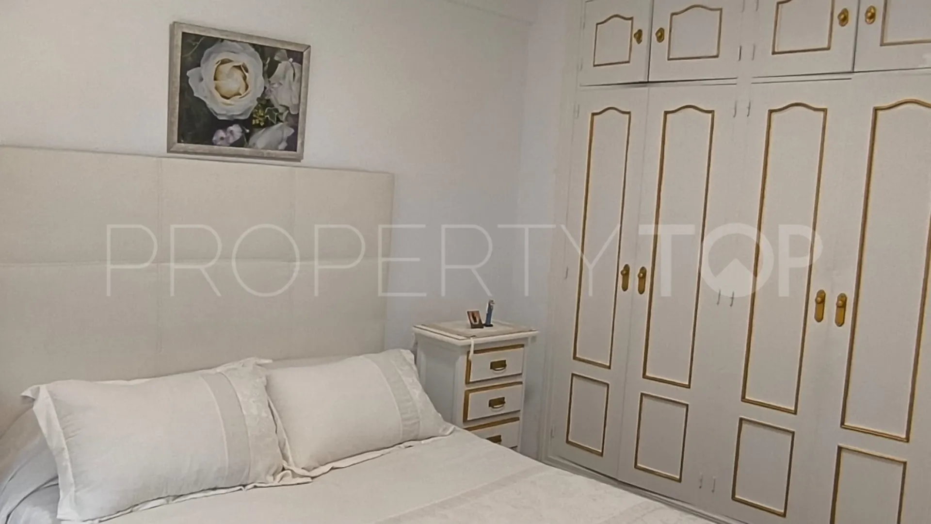 Ground floor apartment for sale in Marbella Centro