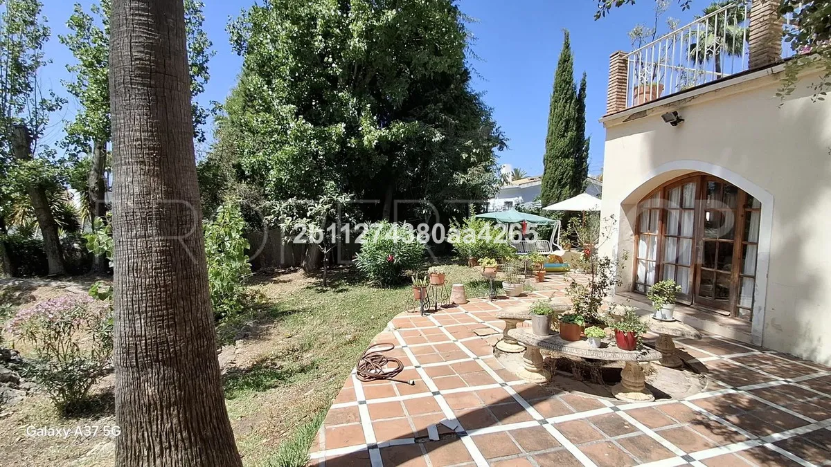Villa a la venta en El Rosario de 7 dormitorios