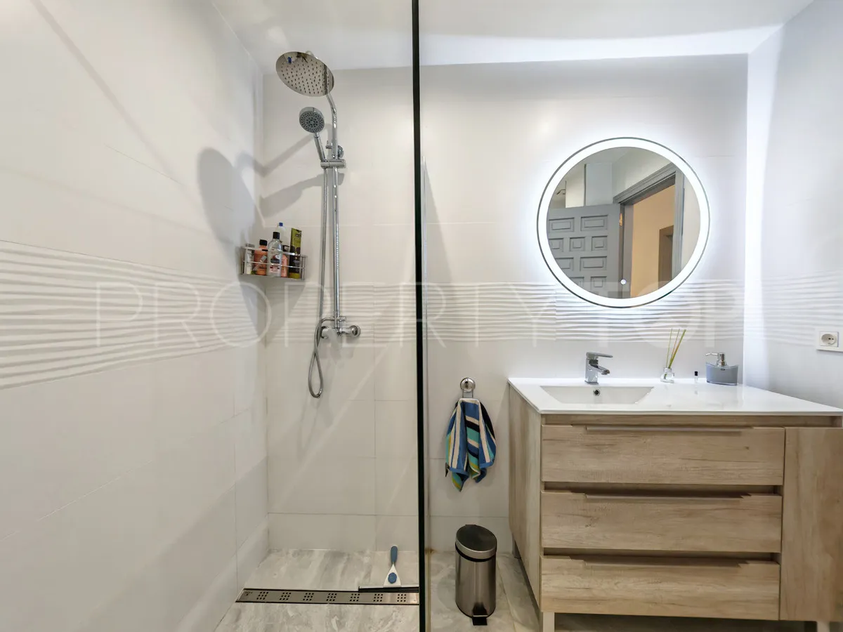 Villa en venta en Benalmadena con 3 dormitorios
