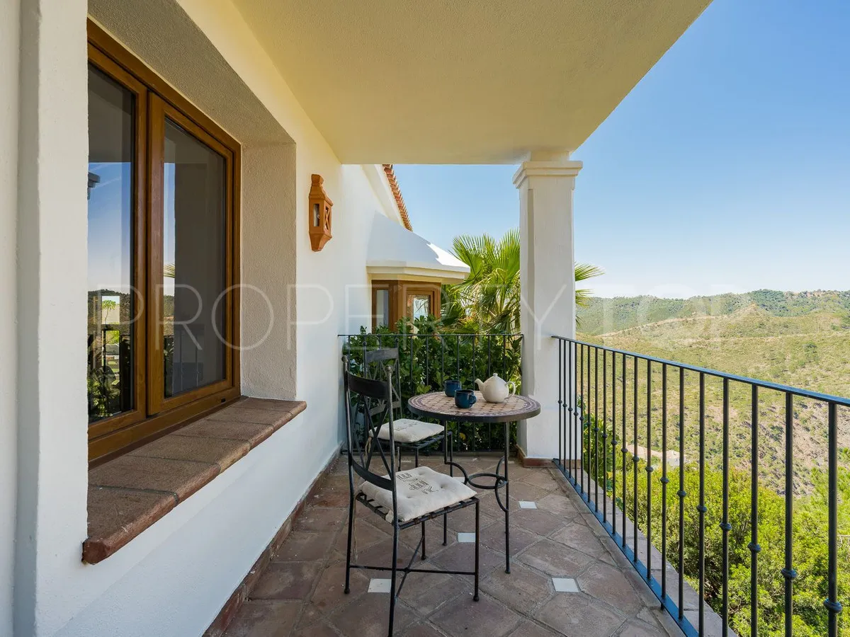 Se vende villa en Monte Mayor de 5 dormitorios
