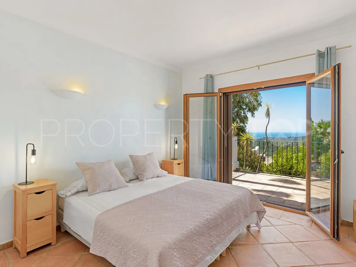 Se vende villa en Monte Mayor de 5 dormitorios