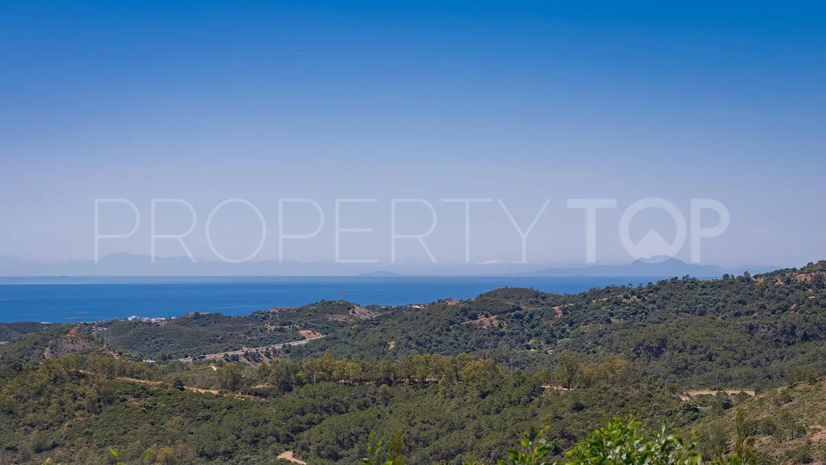 Se vende villa en Monte Mayor de 5 dormitorios