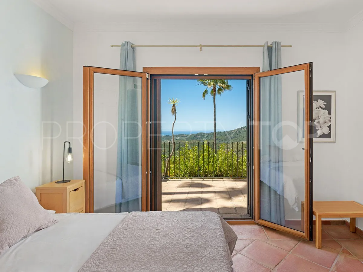 Se vende villa en Monte Mayor de 5 dormitorios