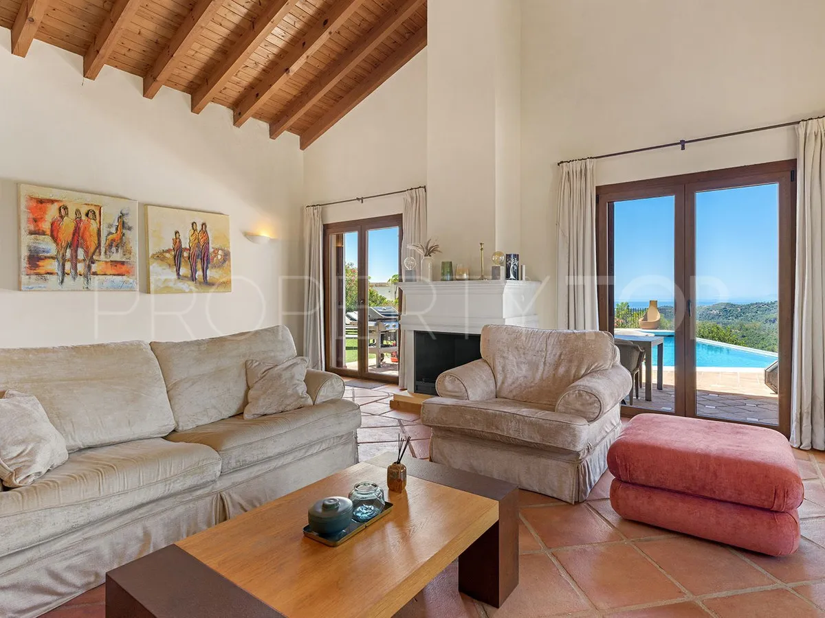 Se vende villa en Monte Mayor de 5 dormitorios
