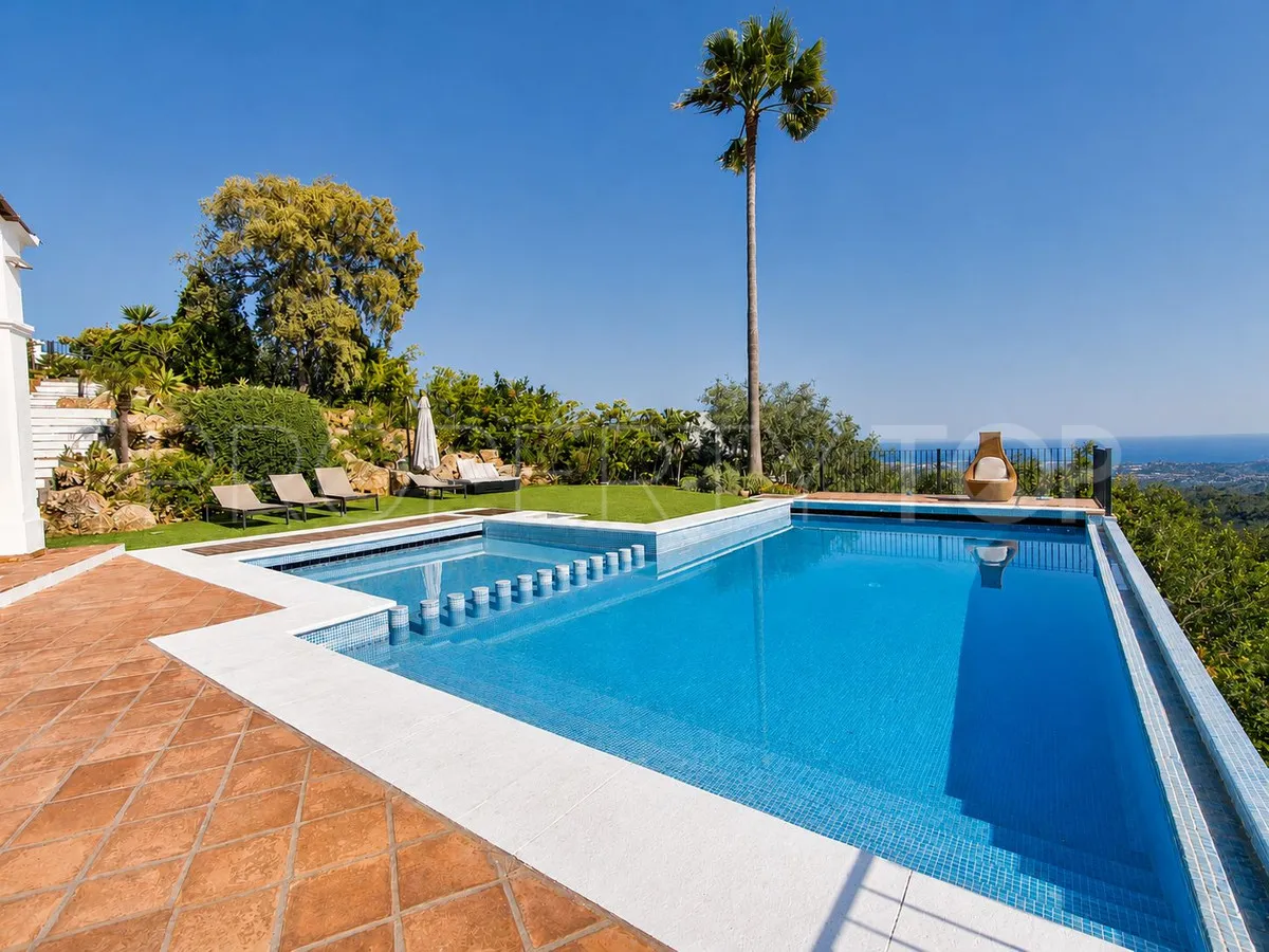 Se vende villa en Monte Mayor de 5 dormitorios