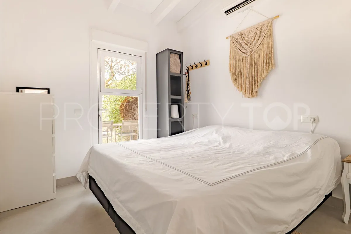 Buy villa in Alhaurin el Grande with 4 bedrooms