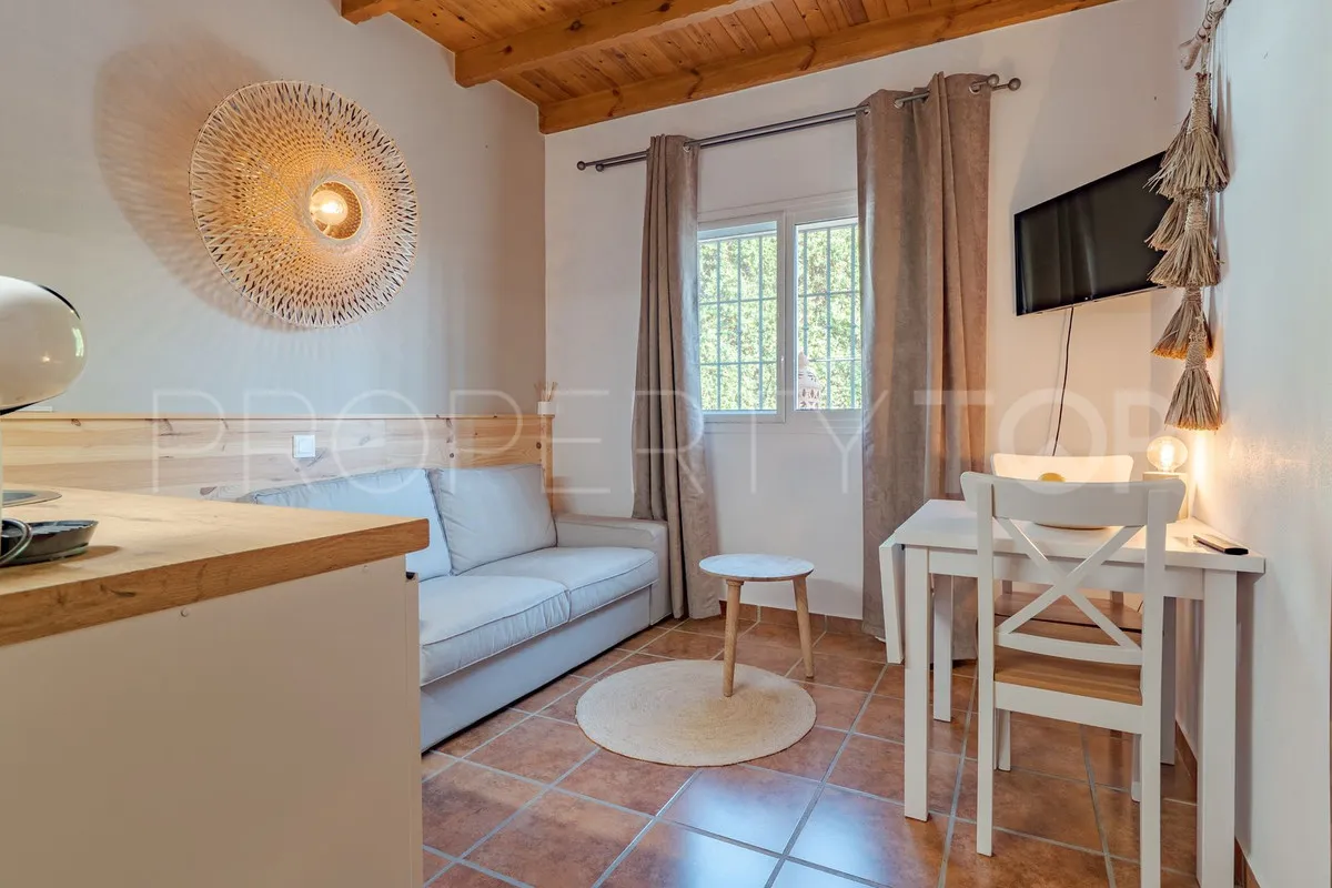 Buy villa in Alhaurin el Grande with 4 bedrooms