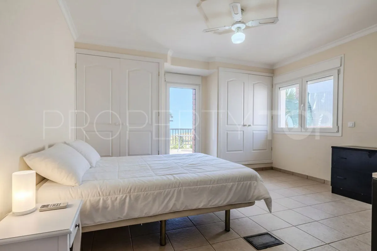 Villa a la venta en El Chaparral