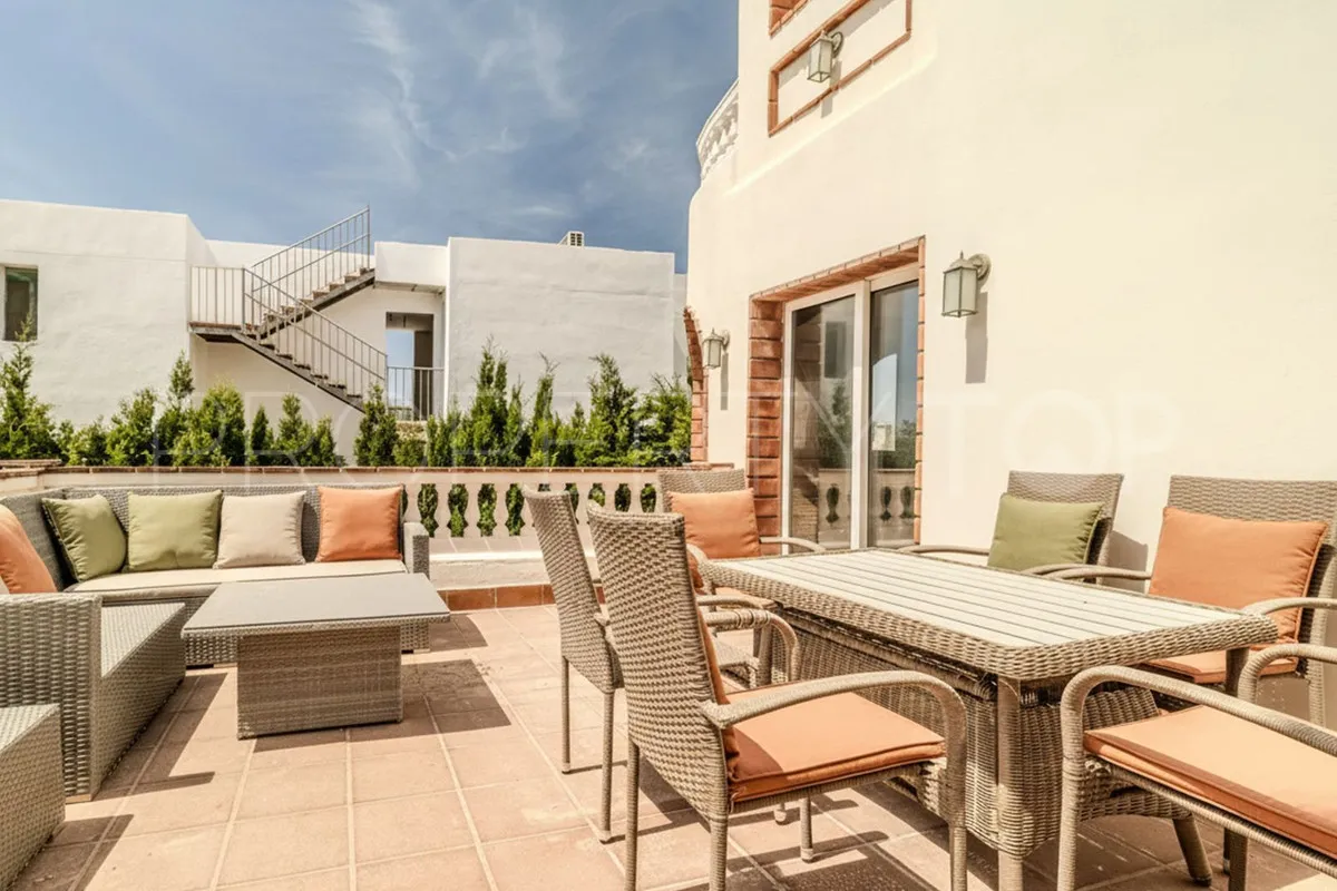 Villa a la venta en El Chaparral