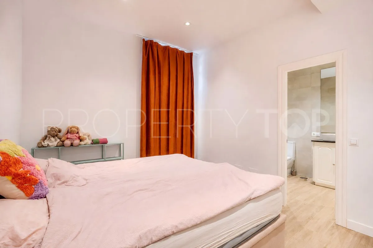 For sale Nueva Andalucia 4 bedrooms villa