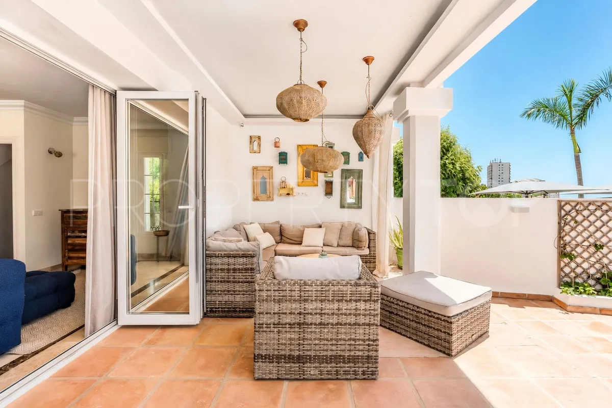 For sale Nueva Andalucia 4 bedrooms villa