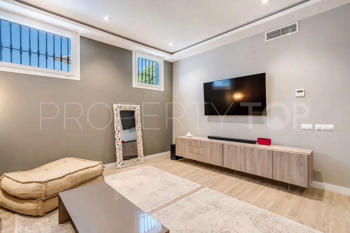 For sale Nueva Andalucia 4 bedrooms villa
