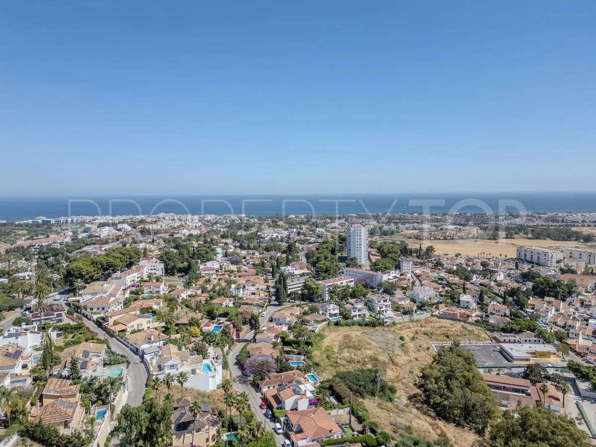 For sale Nueva Andalucia 4 bedrooms villa