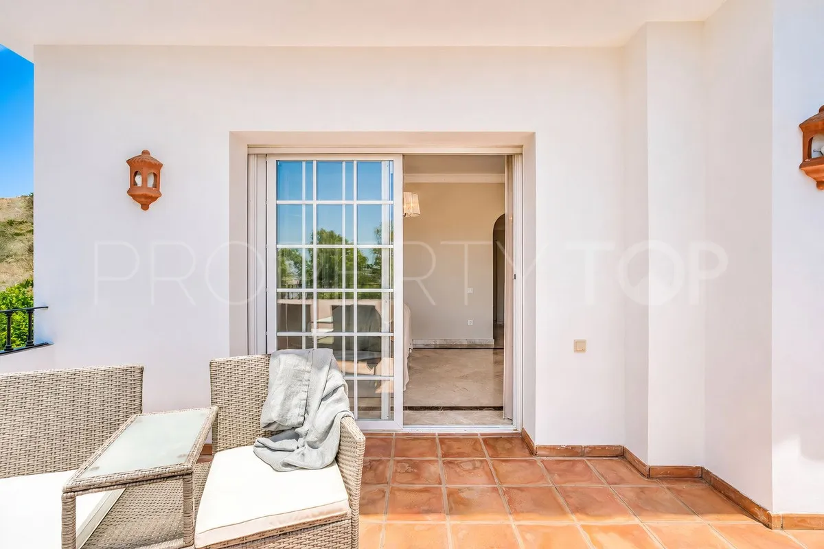 For sale Nueva Andalucia 4 bedrooms villa