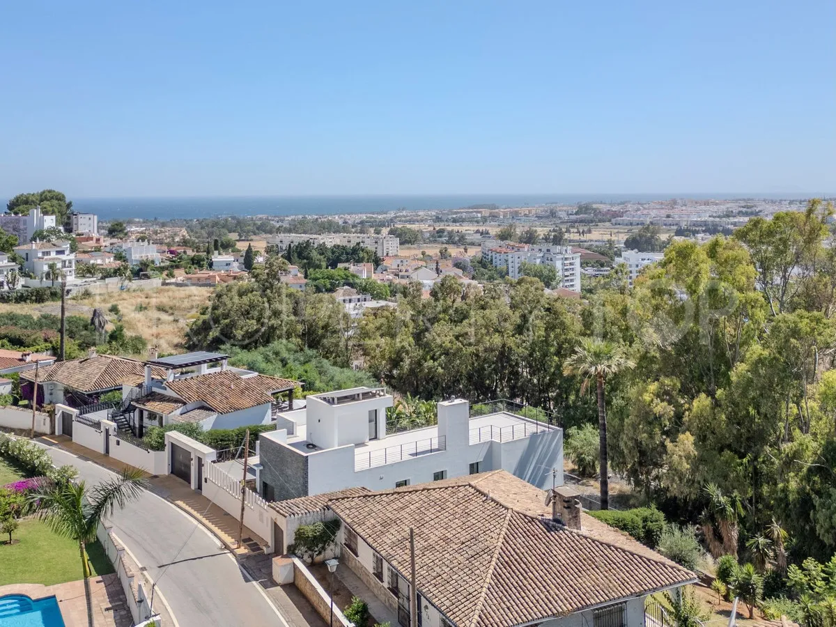 For sale Nueva Andalucia 4 bedrooms villa