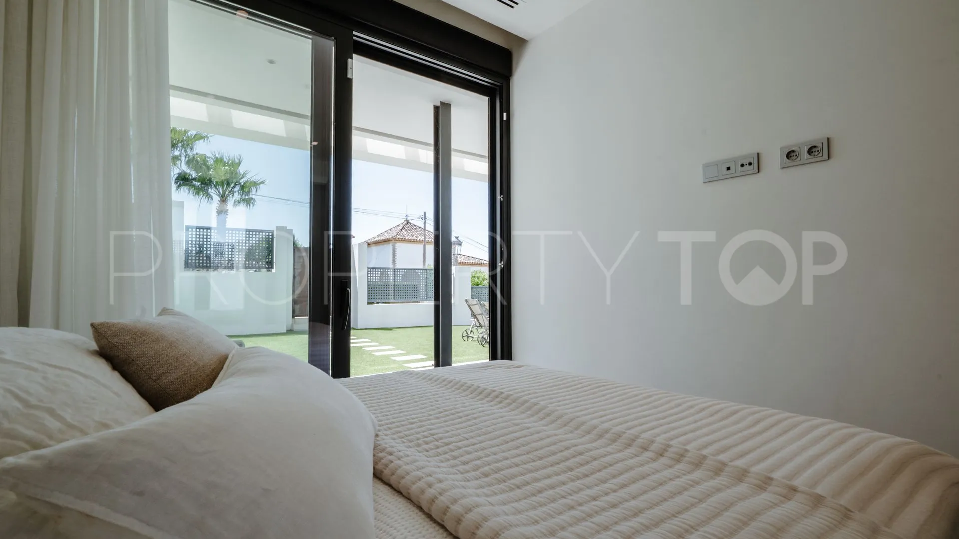 For sale Seghers villa with 5 bedrooms