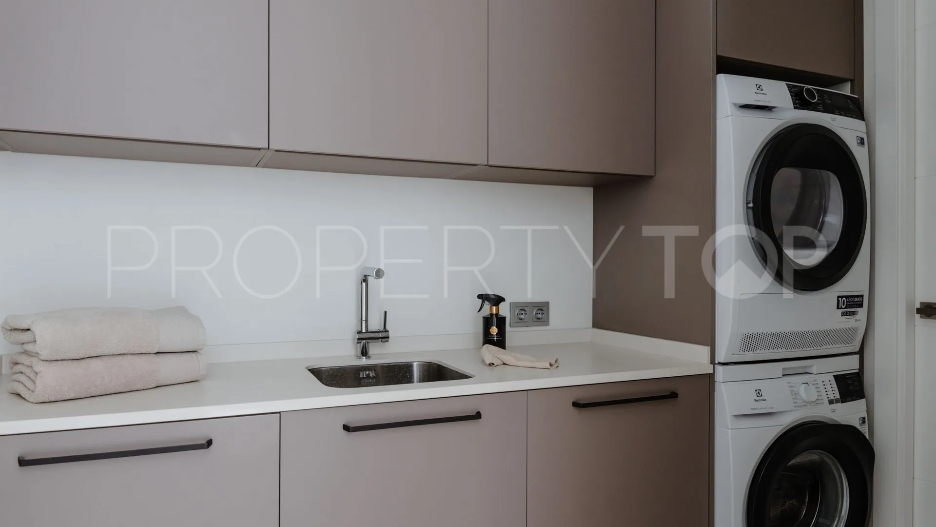 For sale Seghers villa with 5 bedrooms