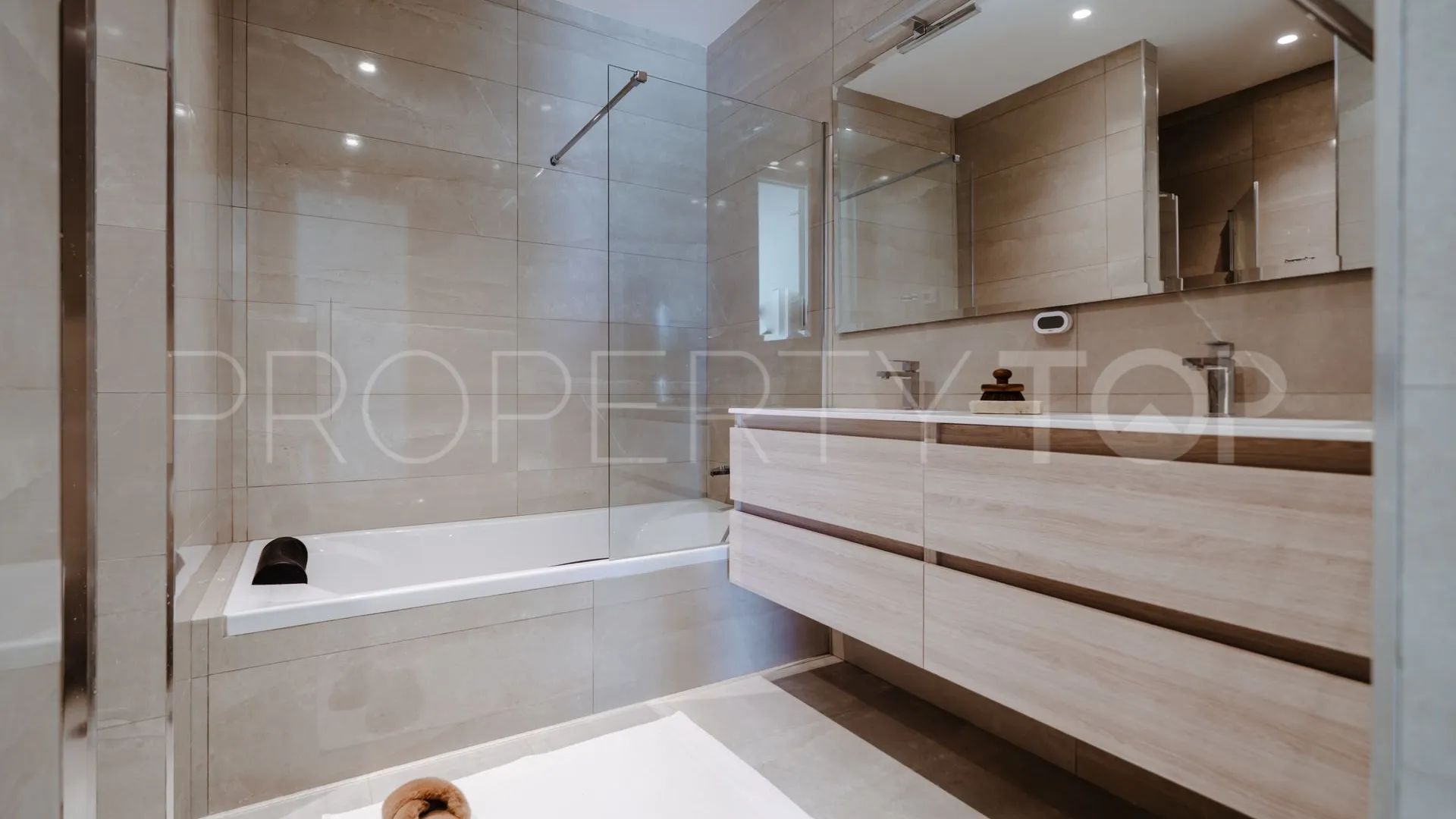 For sale Seghers villa with 5 bedrooms