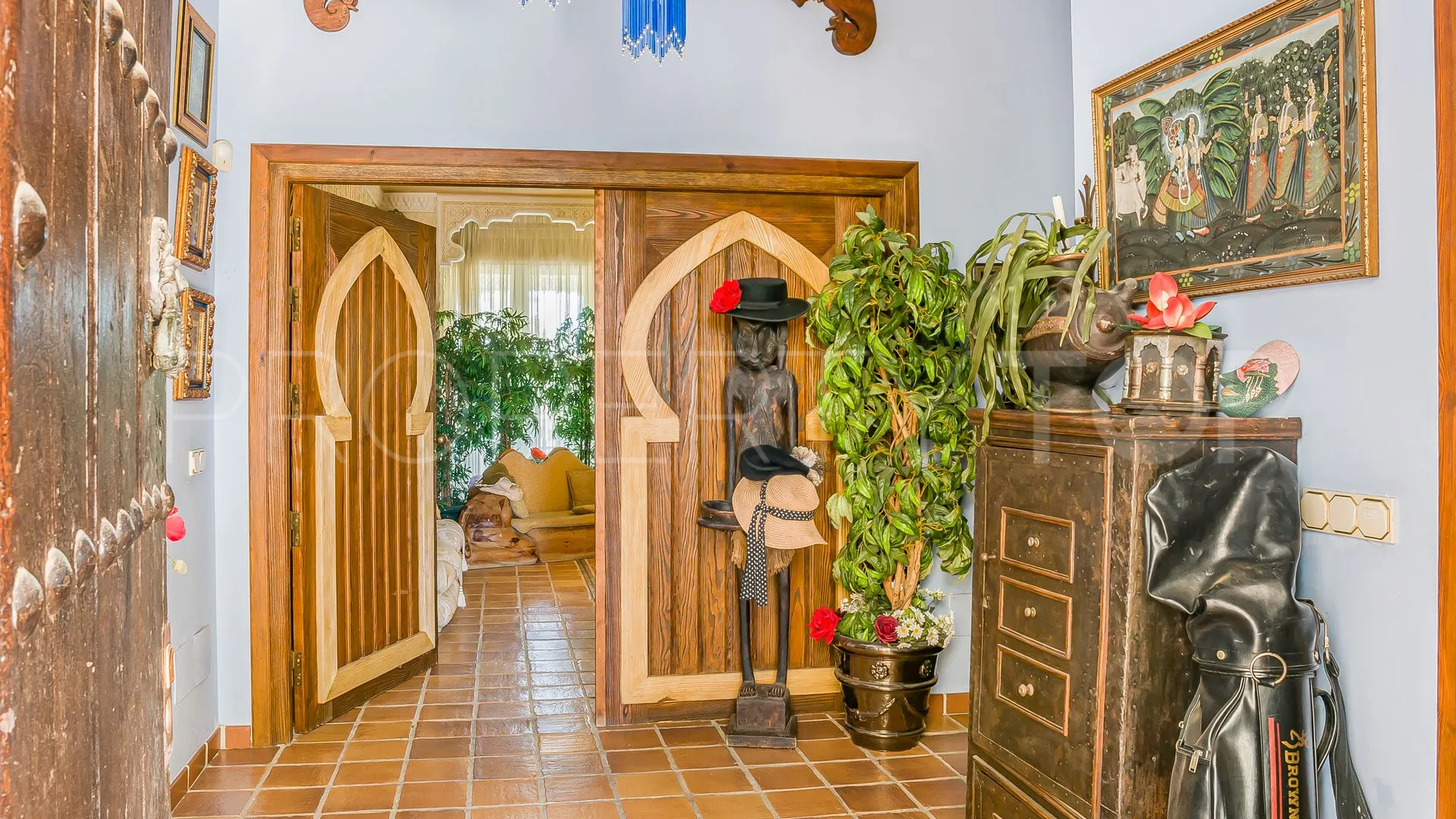 Villa for sale in Cerros del Aguila with 8 bedrooms