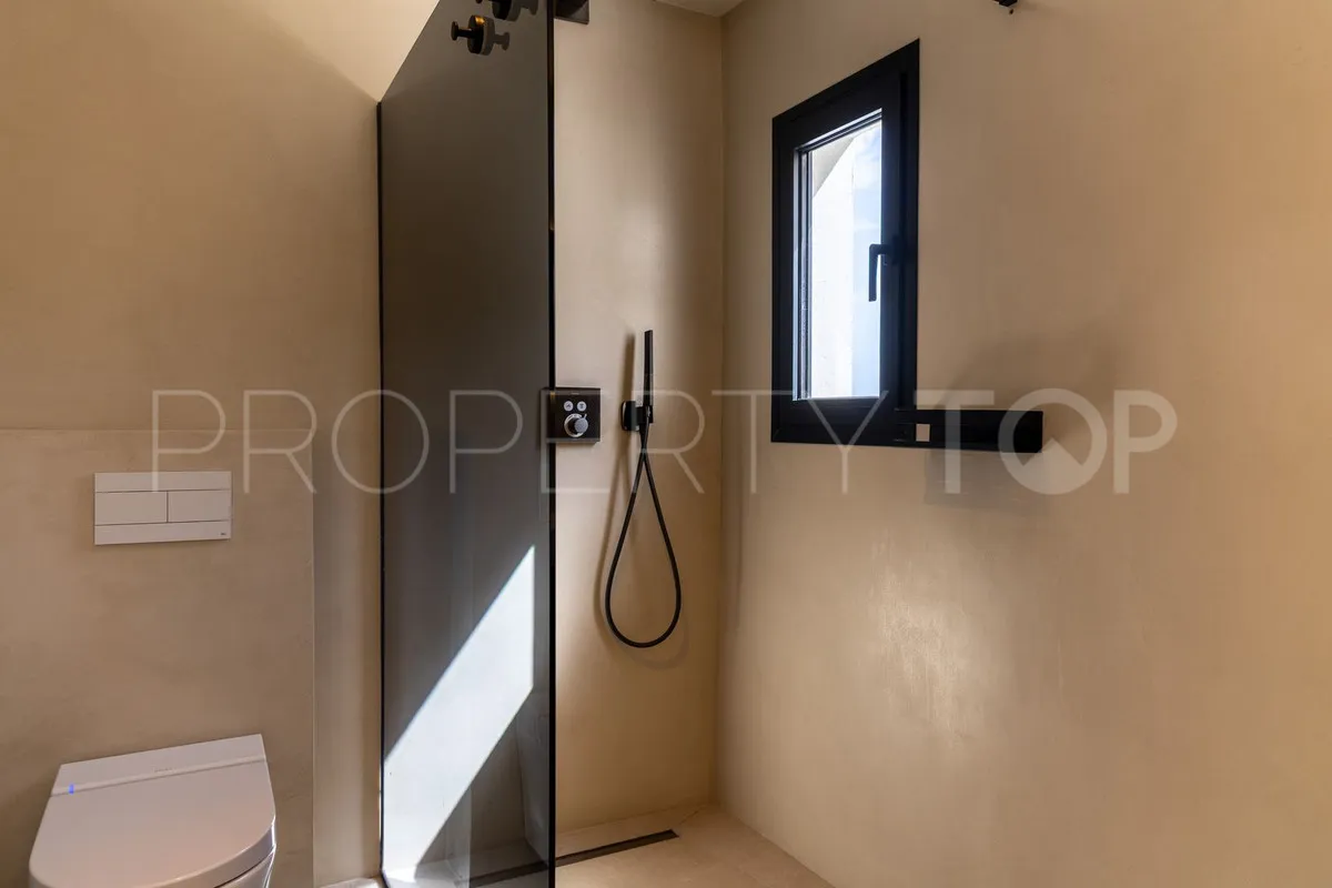 Villa for sale in Hacienda las Chapas