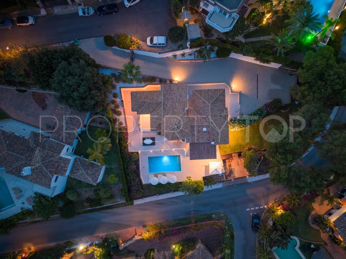 Villa for sale in Hacienda las Chapas