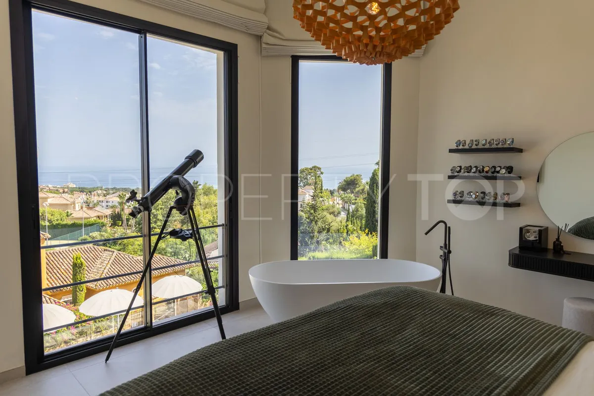 Villa for sale in Hacienda las Chapas