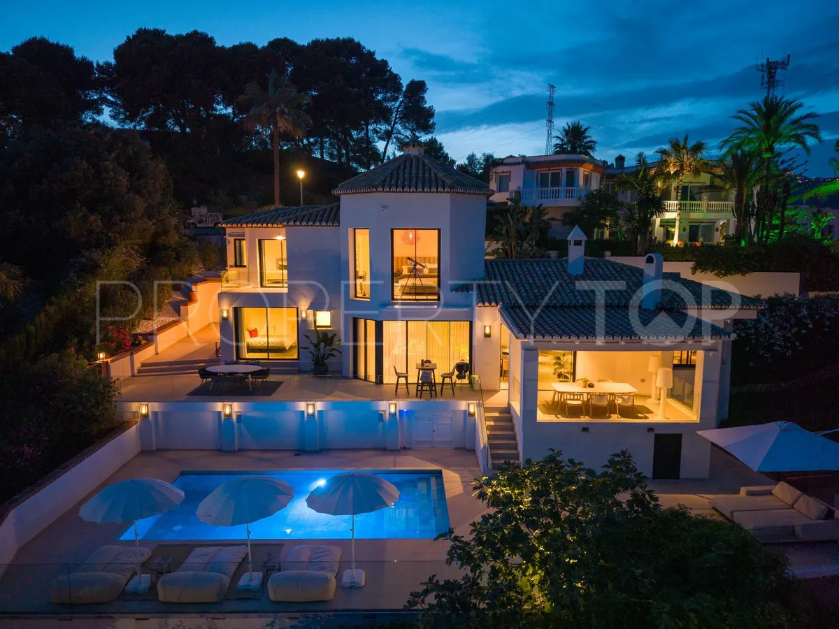 Villa for sale in Hacienda las Chapas