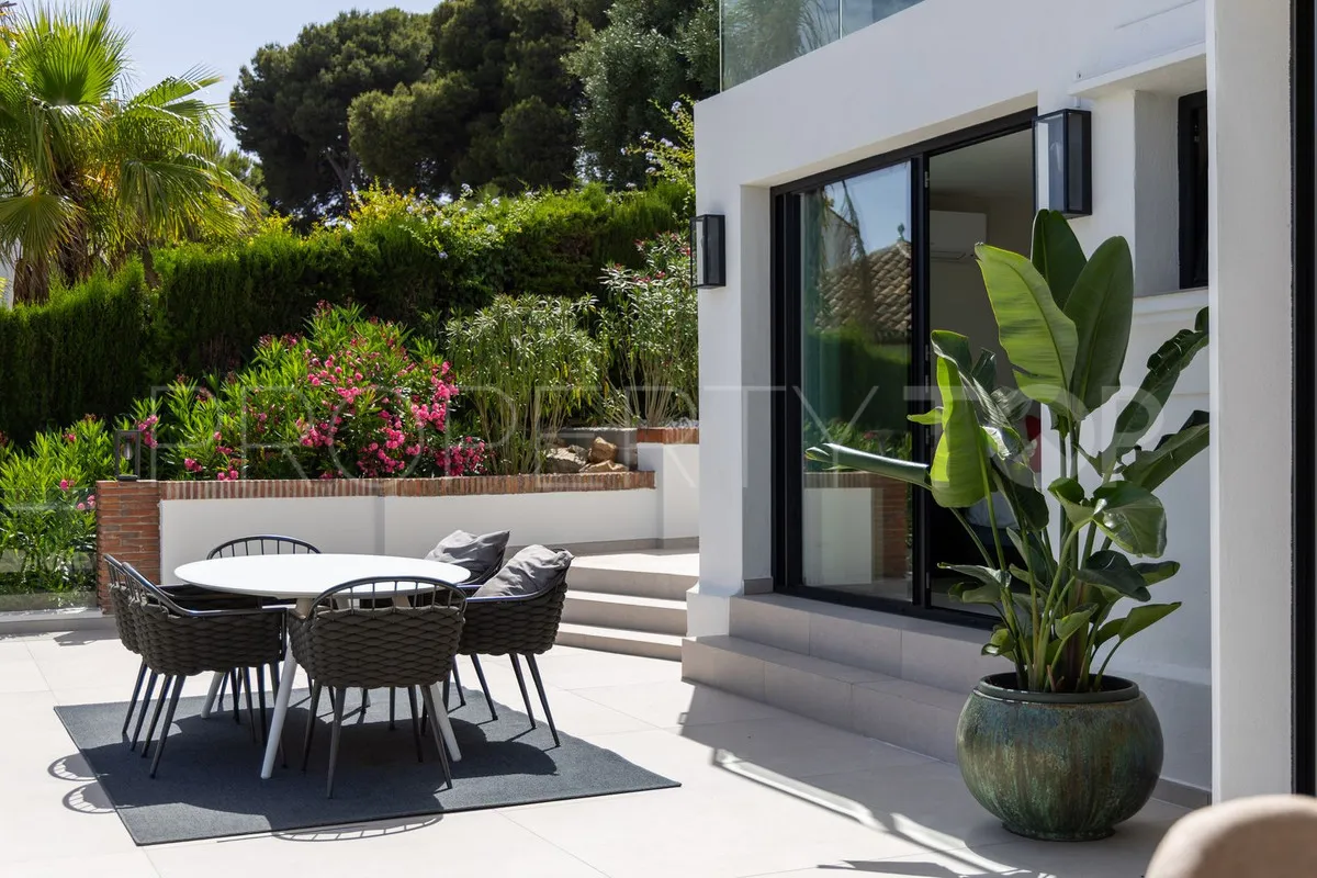 Villa for sale in Hacienda las Chapas
